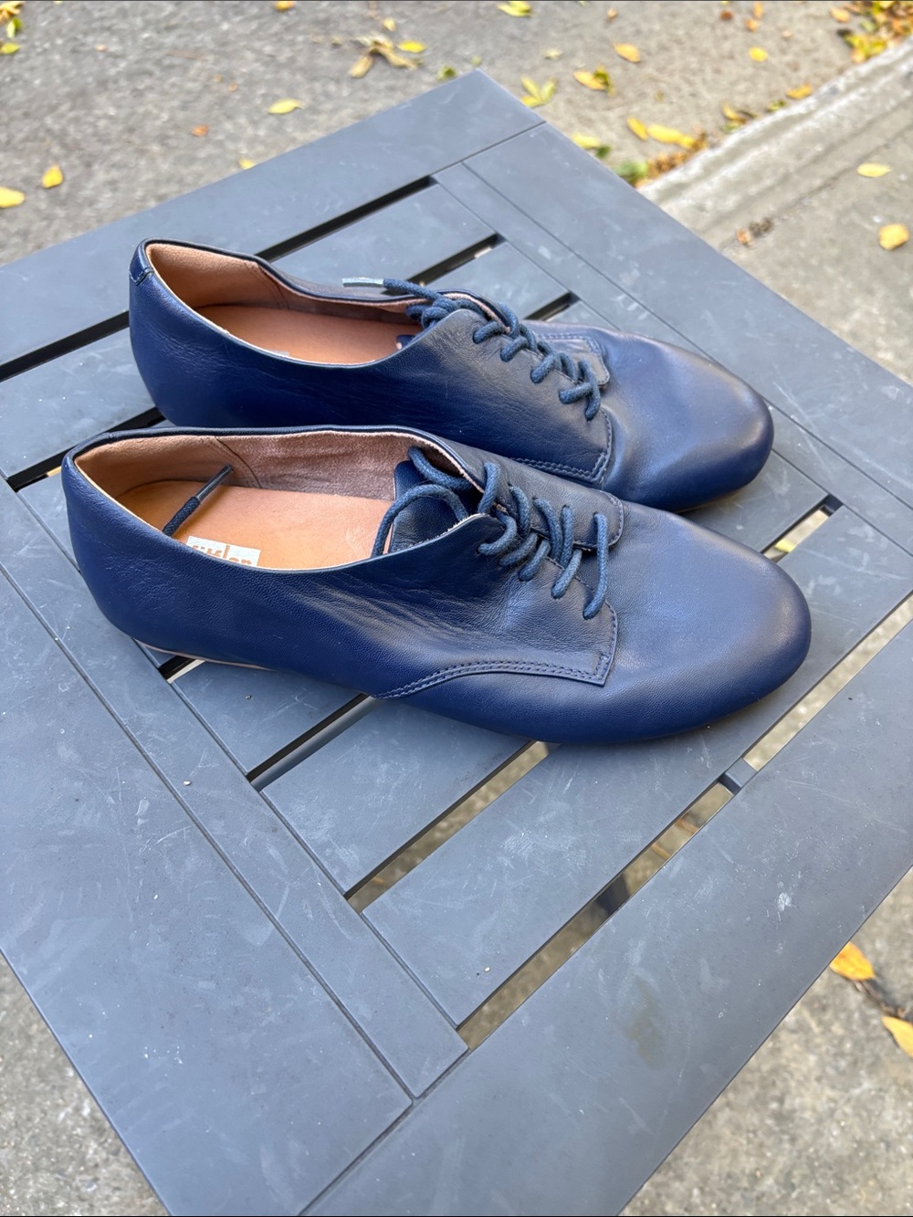 Women's Navy Leather Lace-Up Flats
